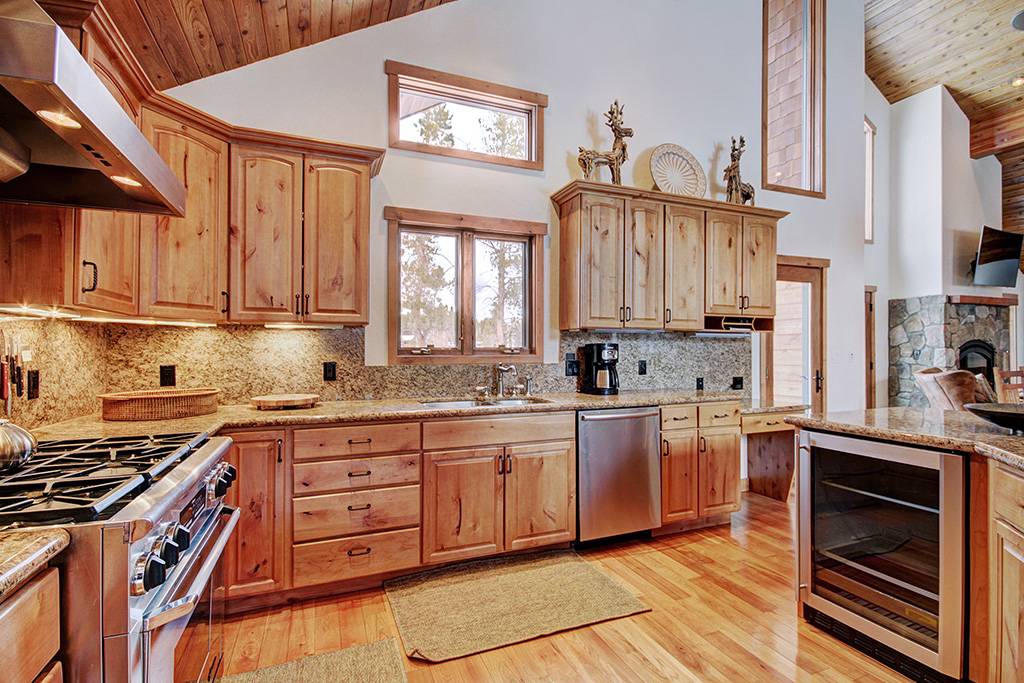 Kitchen - Pine Needle Lodge - Breckenridge Vacation Rental Kitchen - Pine Needle Lodge - Breckenridge Vacation Rental