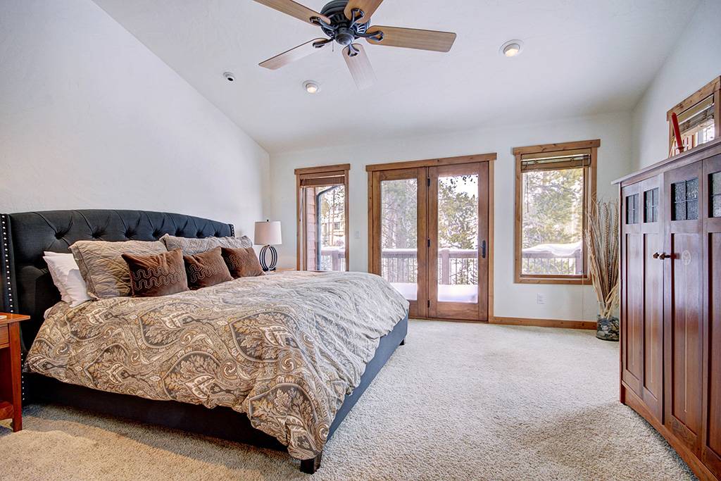 Bedroom - Pine Needle Lodge - Breckenridge Vacation Rental Bedroom - Pine Needle Lodge - Breckenridge Vacation Rental