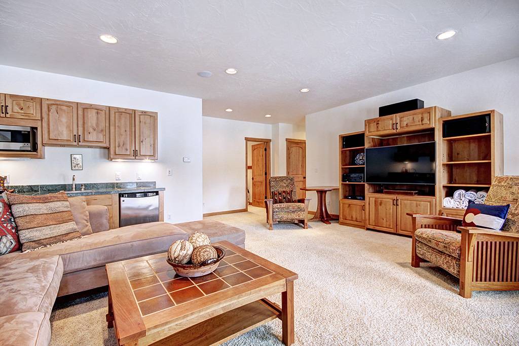 Living Area - Pine Needle Lodge - Breckenridge Vacation Rental Living Area - Pine Needle Lodge - Breckenridge Vacation Rental