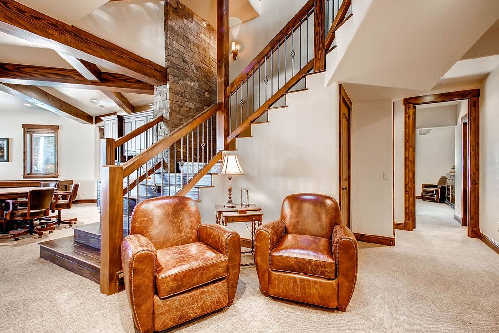 Seating, Slopeside Manor, Breckenridge Vacation Rental Seating, Slopeside Manor, Breckenridge Vacation Rental