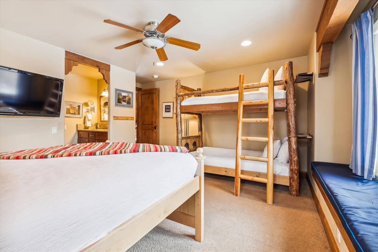 Bedroom, Snow Mansion, Breckenridge Vacation Rental Bedroom, Snow Mansion, Breckenridge Vacation Rental