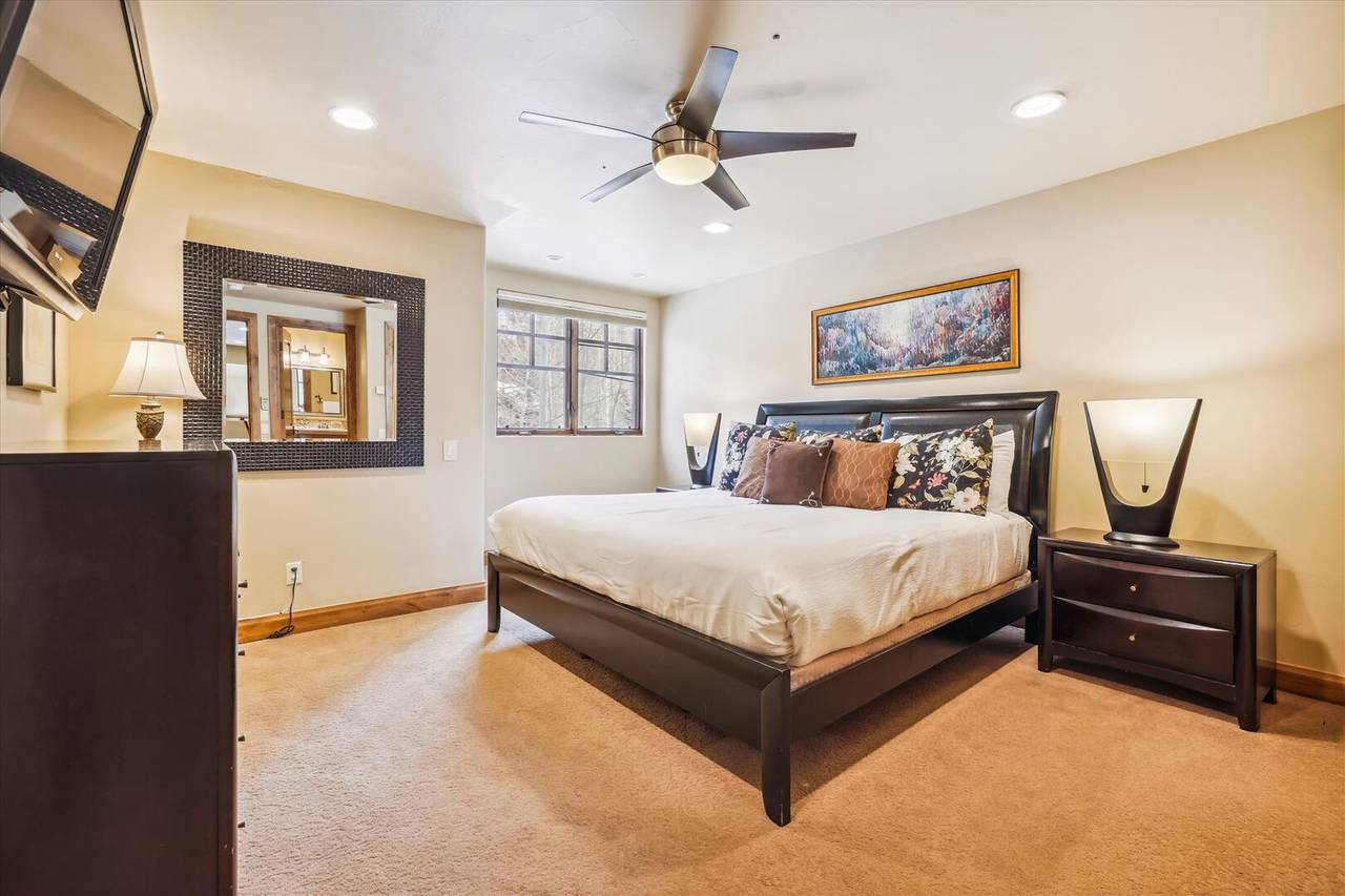 Bedroom, Snow Mansion, Breckenridge Vacation Rental Bedroom, Snow Mansion, Breckenridge Vacation Rental