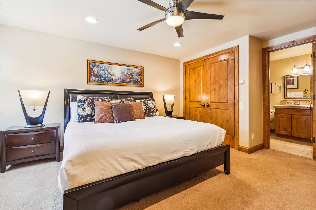 Bedroom, Snow Mansion, Breckenridge Vacation Rental Bedroom, Snow Mansion, Breckenridge Vacation Rental