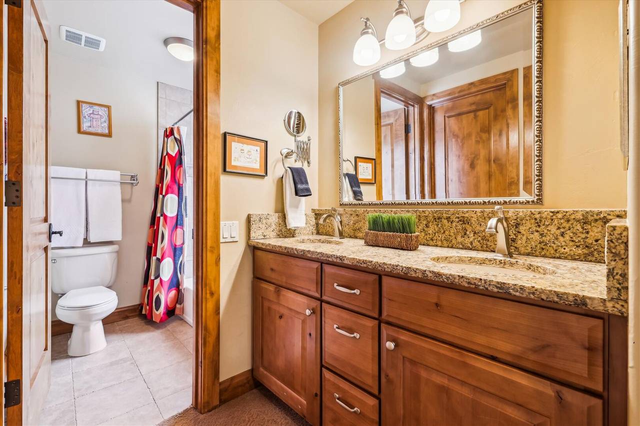 Bathroom, Snow Mansion, Breckenridge Vacation Rental Bathroom, Snow Mansion, Breckenridge Vacation Rental