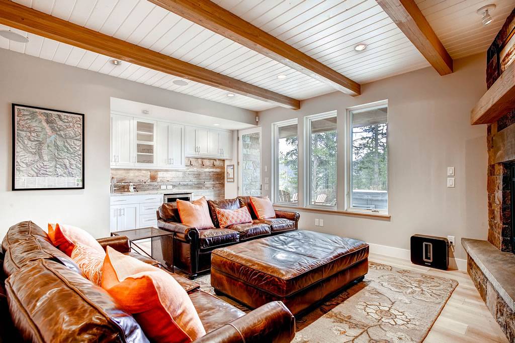 Family Room, Sunrise Ski Haus, Breckenridge Vacation Rental Family Room, Sunrise Ski Haus, Breckenridge Vacation Rental