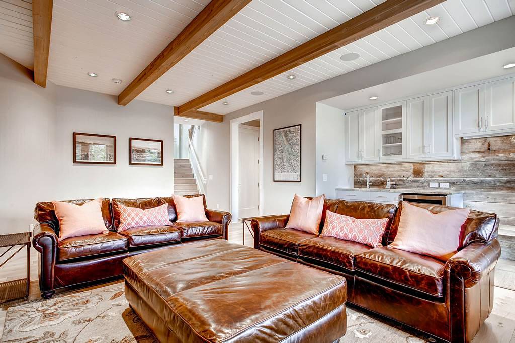 Family Room, Sunrise Ski Haus, Breckenridge Vacation Rental Family Room, Sunrise Ski Haus, Breckenridge Vacation Rental