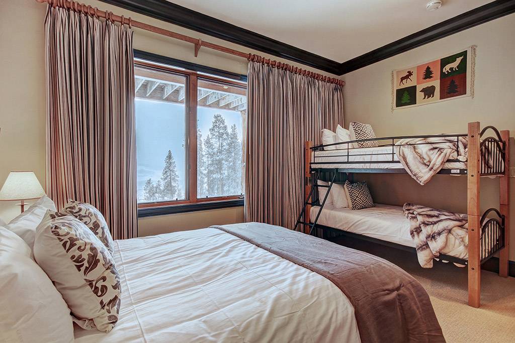 Bedroom, Ten Mile Estate, Breckenridge Vacation Rentals Bedroom, Ten Mile Estate, Breckenridge Vacation Rentals