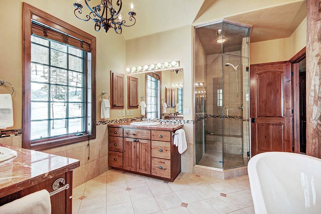 Bathroom, Ten Mile Estate, Breckenridge Vacation Rentals Bathroom, Ten Mile Estate, Breckenridge Vacation Rentals