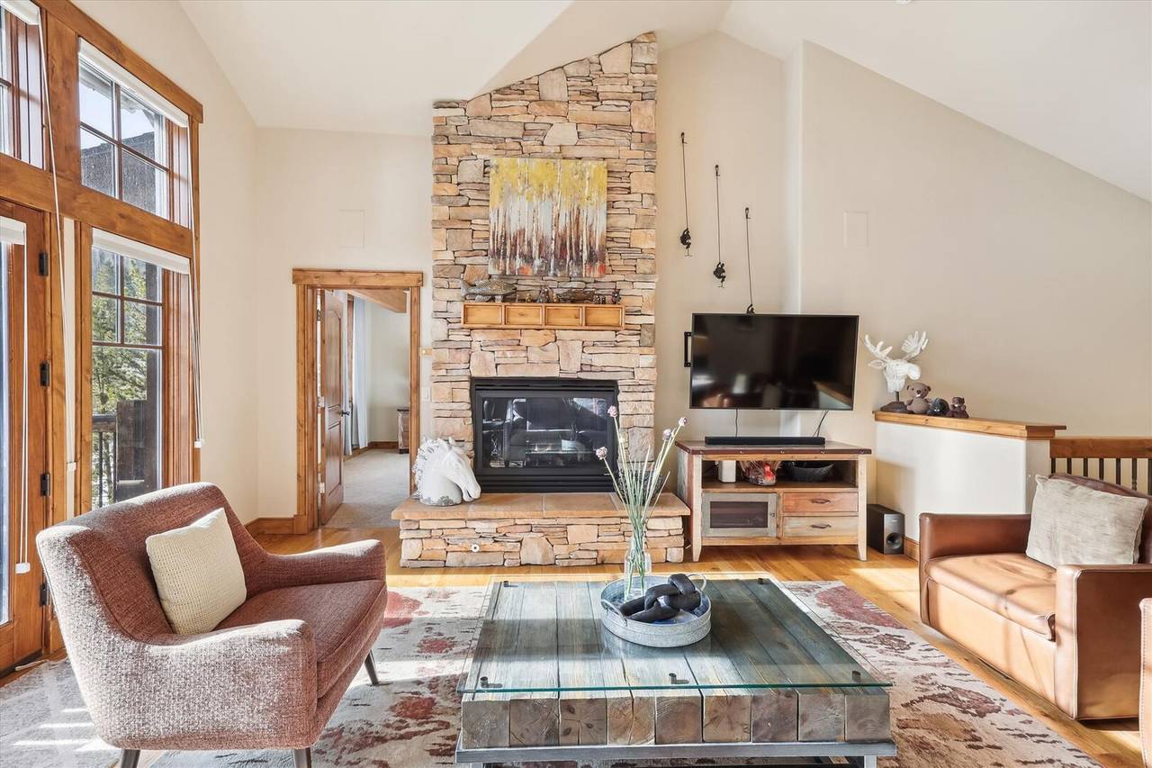 Living Room, The Beaver Lodge at Breckenridge, Breckenridge Vacation Rental Living Room, The Beaver Lodge at Breckenridge, Breckenridge Vacation Rental