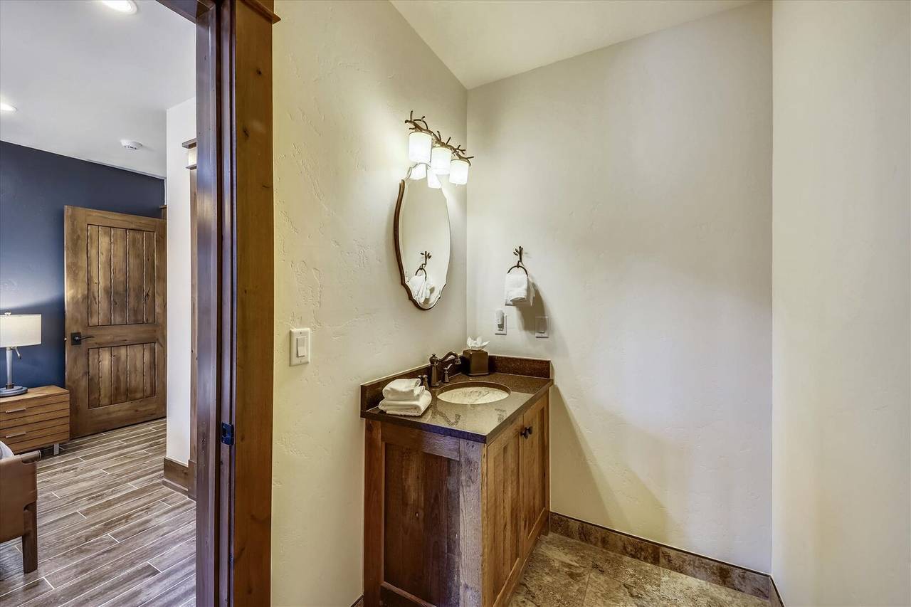 Bathroom, The Great Escape, Breckenridge Vacation Rental Bathroom, The Great Escape, Breckenridge Vacation Rental