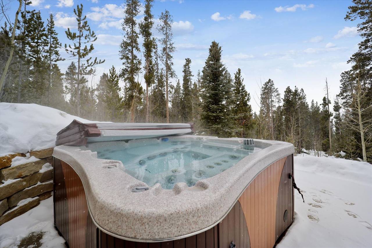 Hot Tub, The Great Escape, Breckenridge Vacation Rental Hot Tub, The Great Escape, Breckenridge Vacation Rental