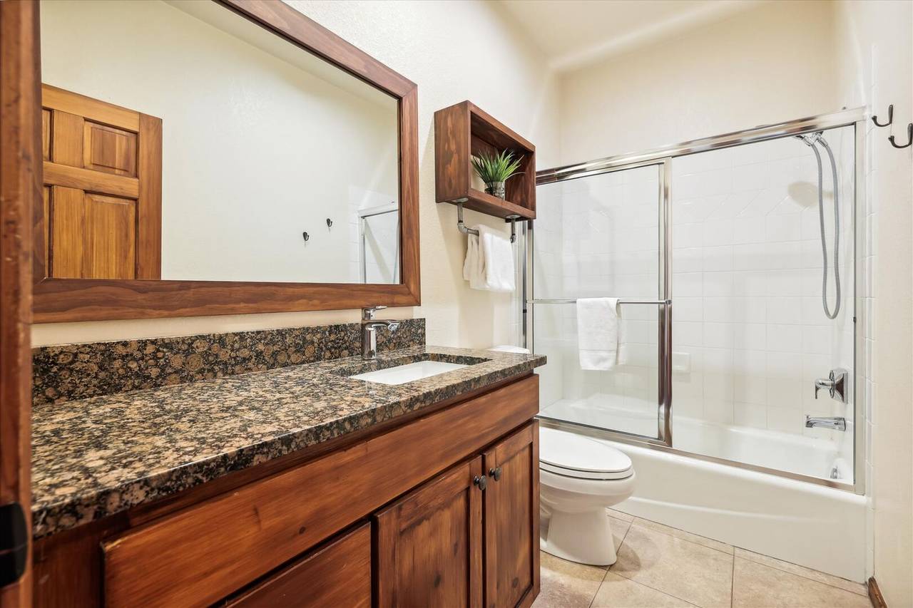 Bathroom, Water Dance Retreat, Breckenridge Vacation Rental Bathroom, Water Dance Retreat, Breckenridge Vacation Rental