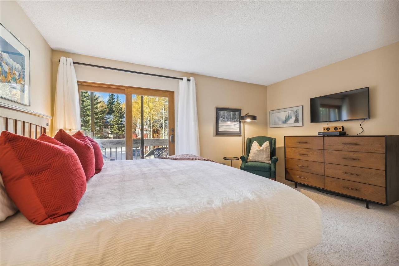Bedroom, Winterpoint 20, Breckenridge Vacation Rental Bedroom, Winterpoint 20, Breckenridge Vacation Rental