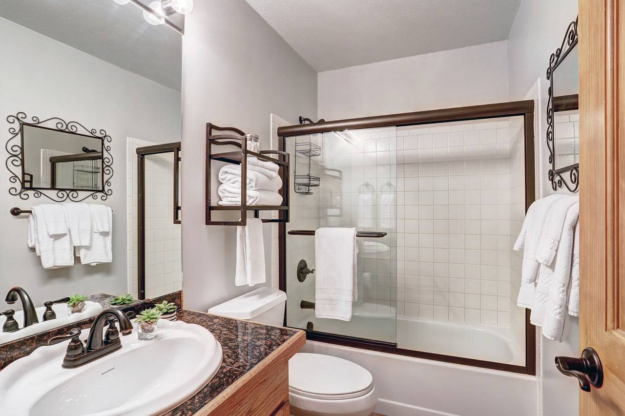 Bathroom, Sophie's Chalet, Breckenridge Vacation Rental Bathroom, Sophie's Chalet, Breckenridge Vacation Rental