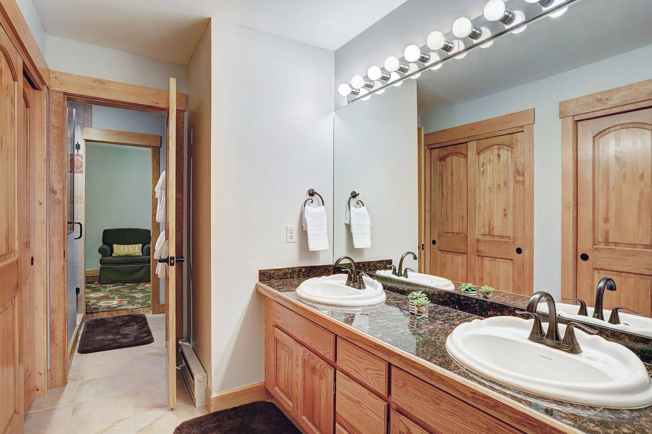 Bathroom, Sophie's Chalet, Breckenridge Vacation Rental Bathroom, Sophie's Chalet, Breckenridge Vacation Rental