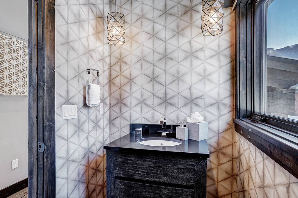 Half Bathroom, Wintours Leap, Breckenridge Vacation Rental Half Bathroom, Wintours Leap, Breckenridge Vacation Rental