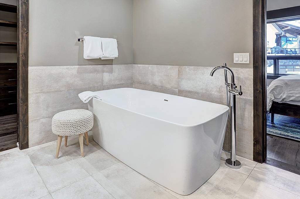 Primary Bathroom, Wintours Leap, Breckenridge Vacation Rental Primary Bathroom, Wintours Leap, Breckenridge Vacation Rental