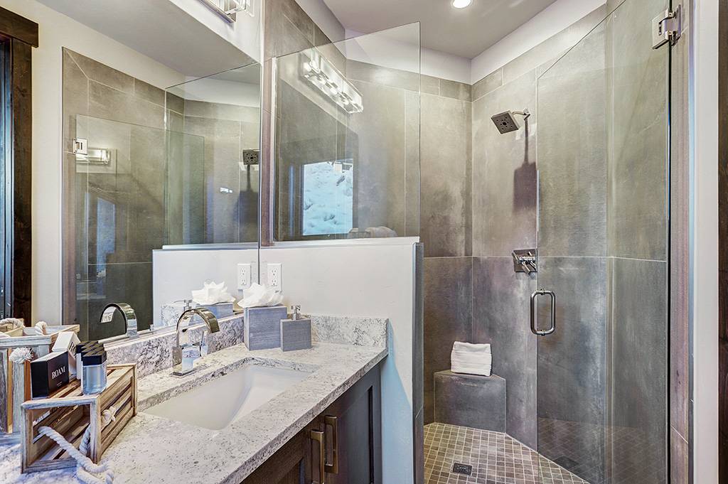 Bathroom, Wintours Leap, Breckenridge Vacation Rental Bathroom, Wintours Leap, Breckenridge Vacation Rental