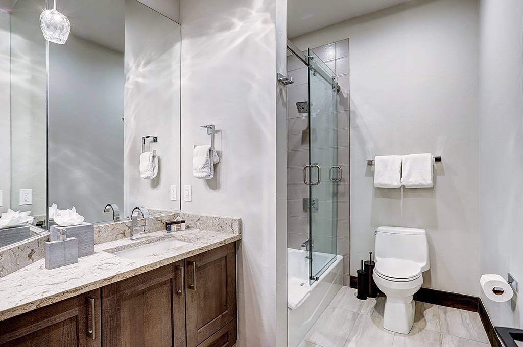 Bathroom, Wintours Leap, Breckenridge Vacation Rental Bathroom, Wintours Leap, Breckenridge Vacation Rental