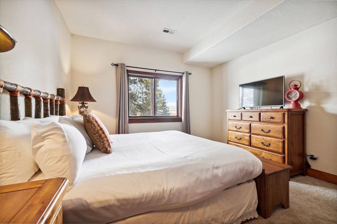 Bedroom, Water Dance Retreat, Breckenridge Vacation Rental Bedroom, Water Dance Retreat, Breckenridge Vacation Rental