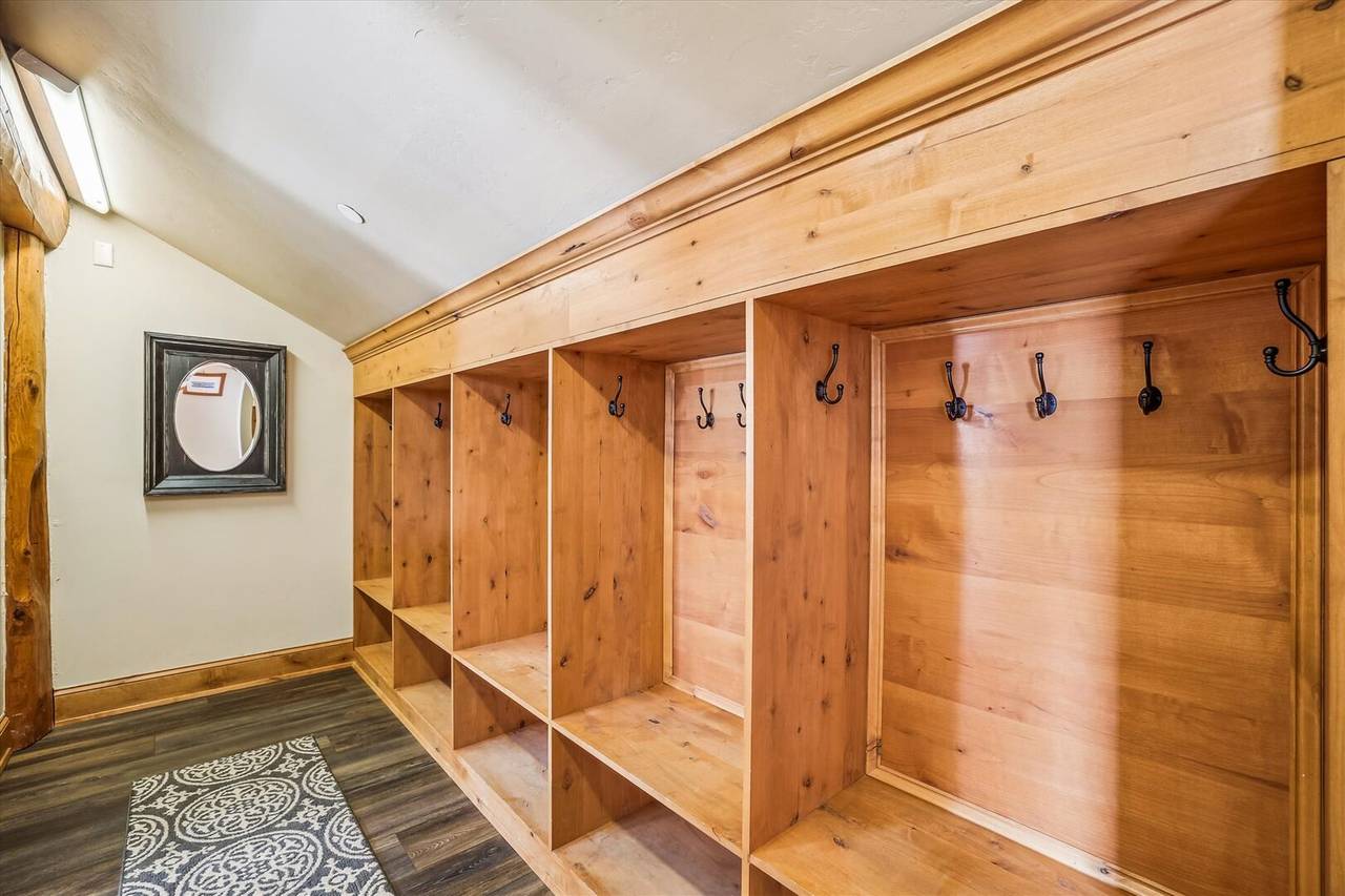 Entry - Clowsgill Holme Breckenridge Vacation Rental Entry - Clowsgill Holme Breckenridge Vacation Rental