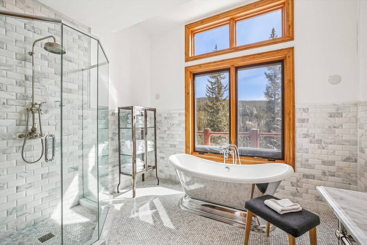 Bathroom - Clowsgill Holme Breckenridge Vacation Rental Bathroom - Clowsgill Holme Breckenridge Vacation Rental