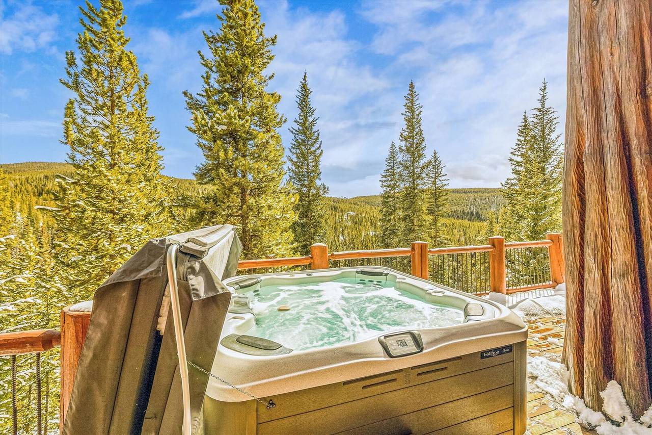 Hot Tub - Clowsgill Holme Breckenridge Vacation Rental Hot Tub - Clowsgill Holme Breckenridge Vacation Rental