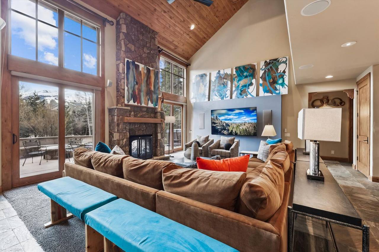 Living Room, Snow Mansion, Breckenridge Vacation Rental Living Room, Snow Mansion, Breckenridge Vacation Rental