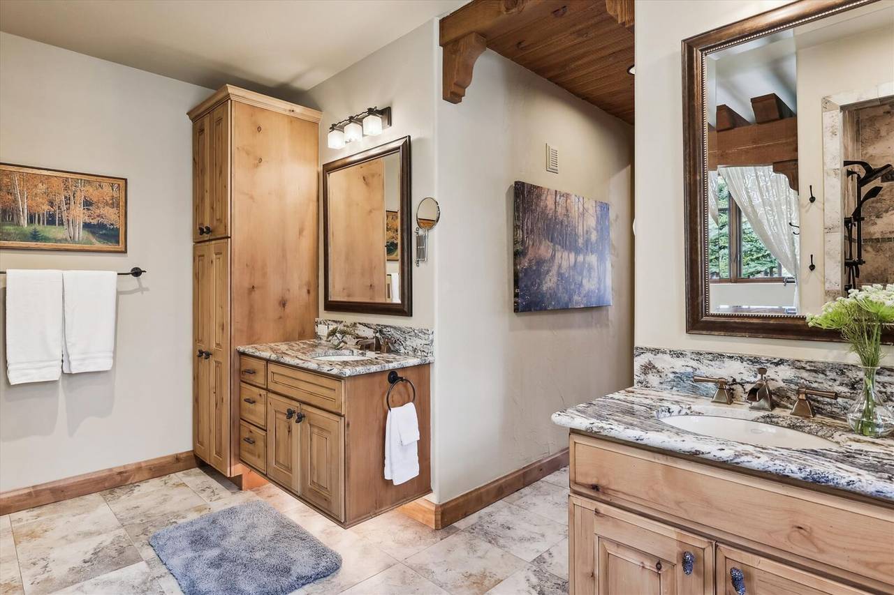 Primary Bathroom, Snow Mansion, Breckenridge Vacation Rental Primary Bathroom, Snow Mansion, Breckenridge Vacation Rental