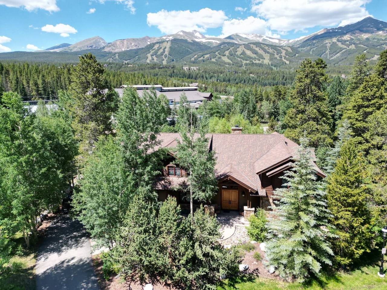 Exterior, Snow Mansion, Breckenridge Vacation Rental Exterior, Snow Mansion, Breckenridge Vacation Rental