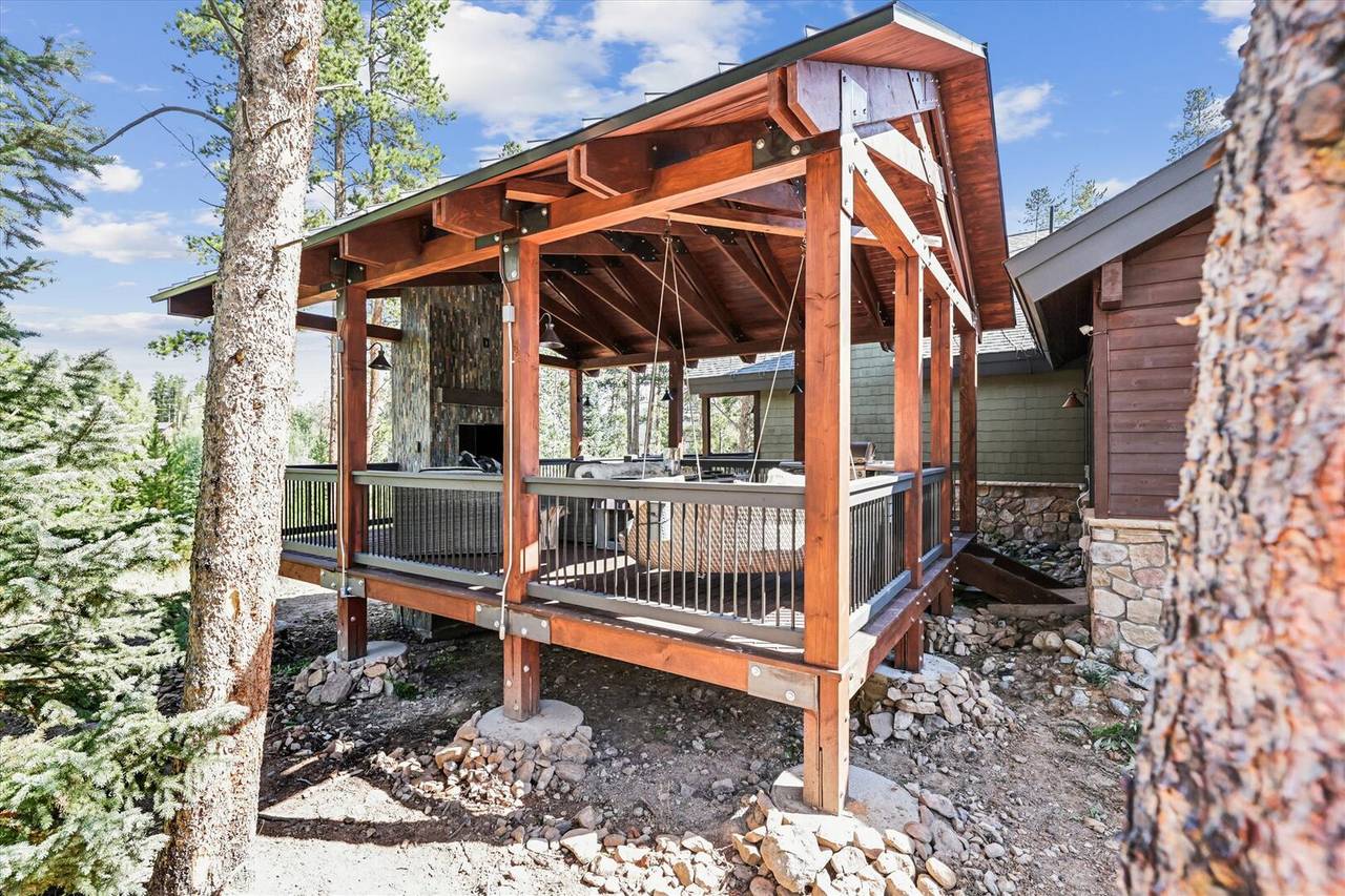 Exterior - Pine Needle Lodge - Breckenridge Vacation Rental Exterior - Pine Needle Lodge - Breckenridge Vacation Rental