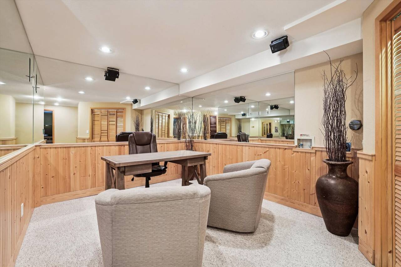 Office - Thin Air Inn - Breckenridge Vacation Rental Office - Thin Air Inn - Breckenridge Vacation Rental