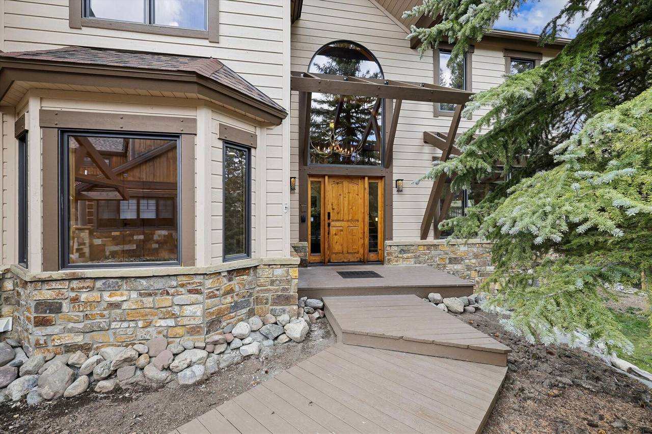 Exterior - Thin Air Inn - Breckenridge Vacation Rental Exterior - Thin Air Inn - Breckenridge Vacation Rental