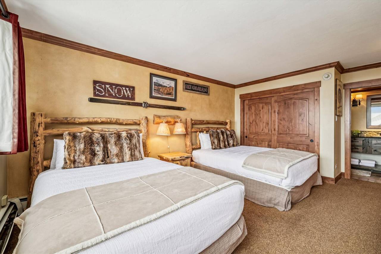 Bedroom - Beaver Run Peak 9 Penthouse - Breckenridge Vacation Rental Bedroom - Beaver Run Peak 9 Penthouse - Breckenridge Vacation Rental