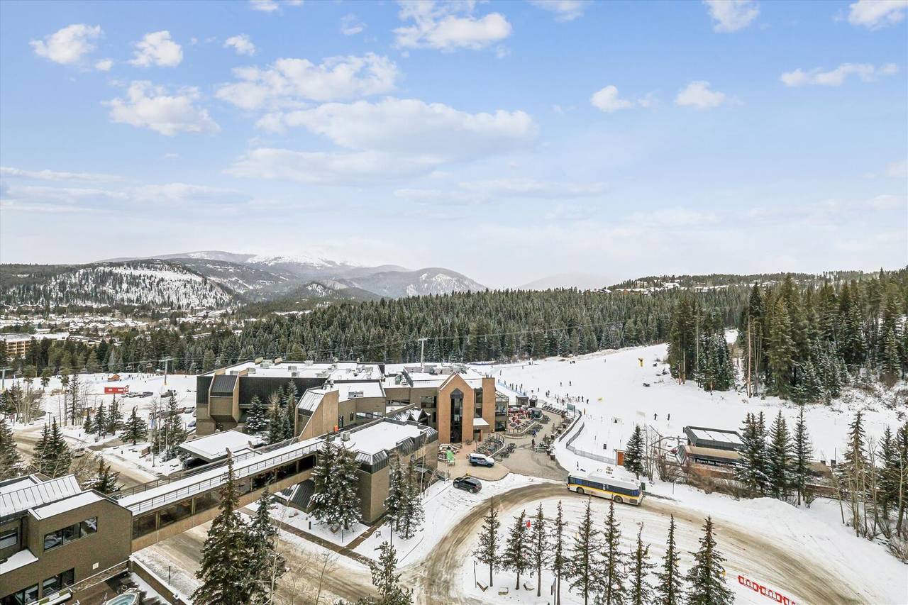 Balcony - Beaver Run Peak 9 Penthouse - Breckenridge Vacation Rental Balcony - Beaver Run Peak 9 Penthouse - Breckenridge Vacation Rental