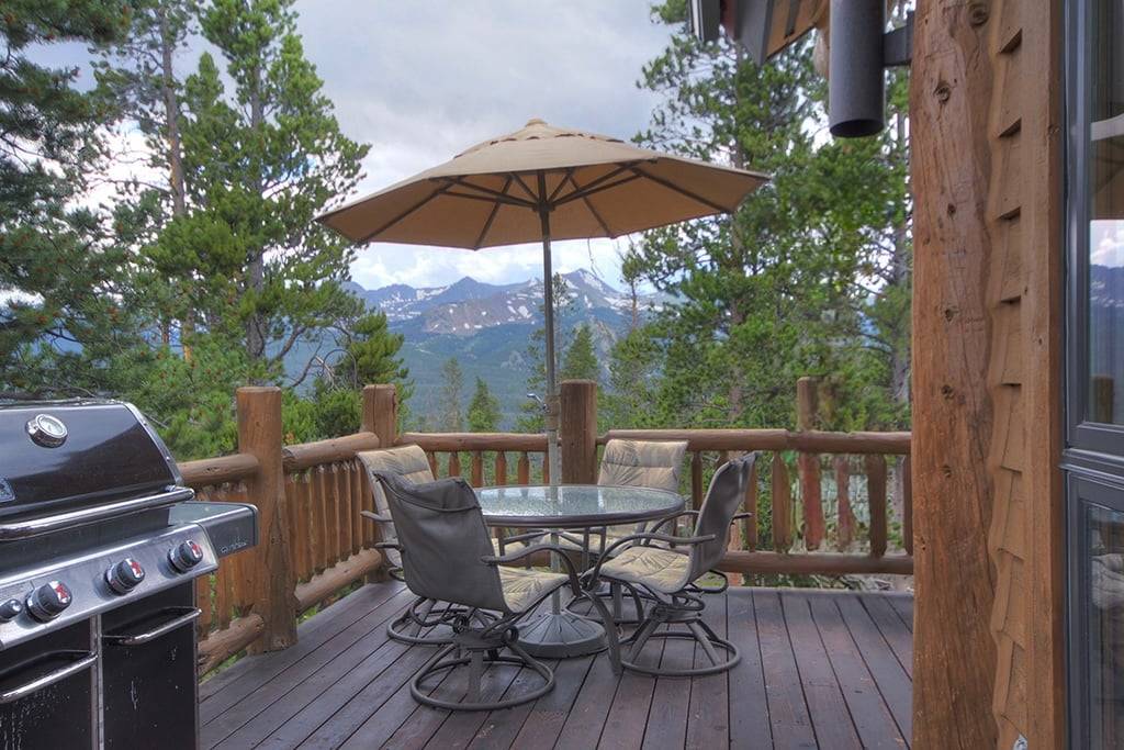 Deck - Dunkin Hill Lodge - Breckenridge Vacation Rental Deck - Dunkin Hill Lodge - Breckenridge Vacation Rental