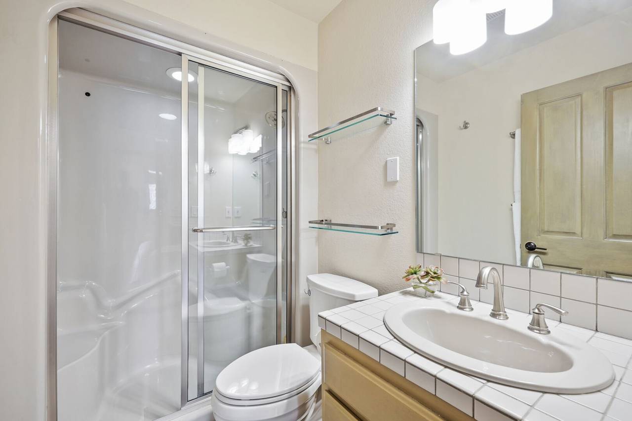 Bathroom - Charter Ridge 10 - Breckenridge Vacation Rental Bathroom - Charter Ridge 10 - Breckenridge Vacation Rental