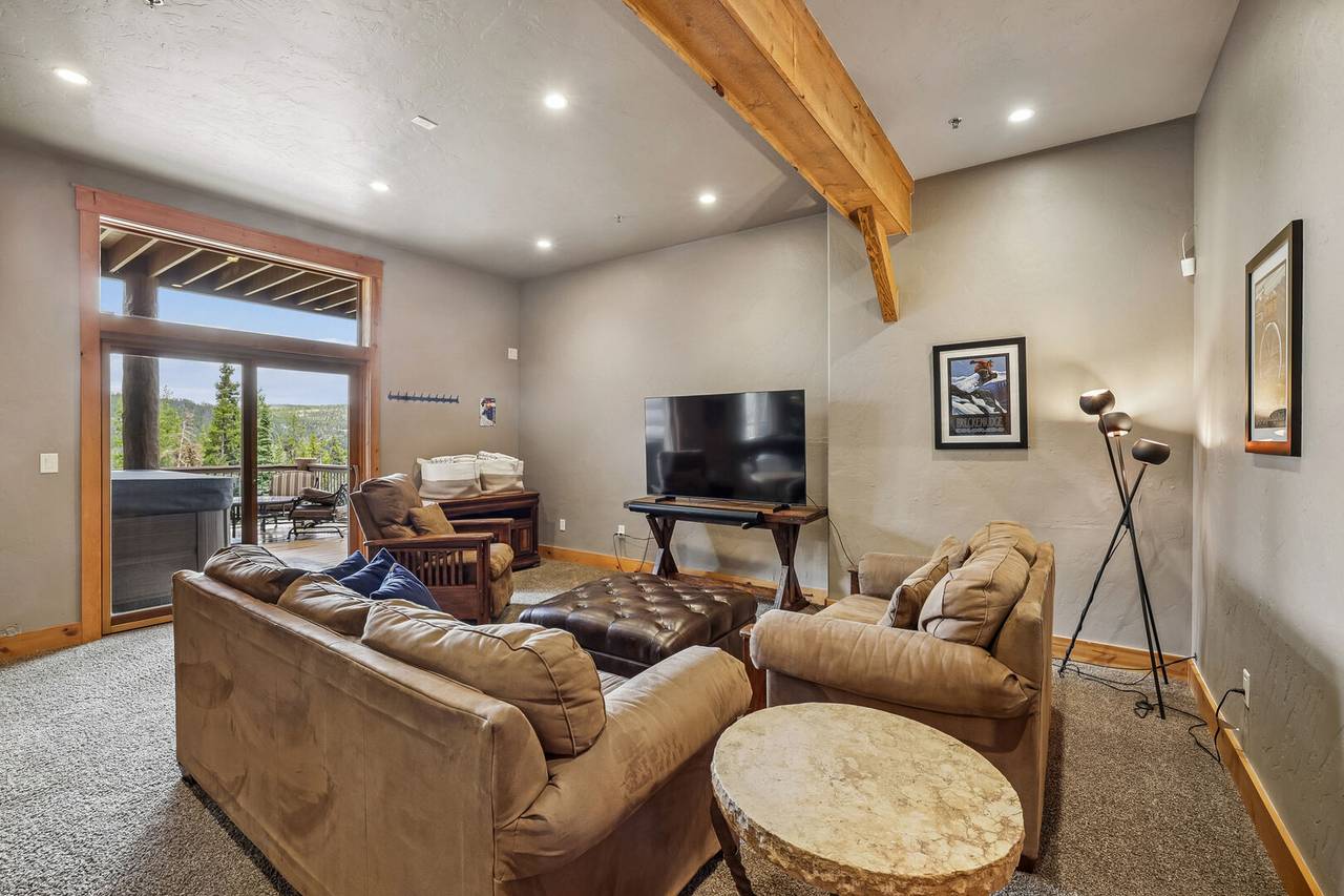 Downstairs Living Area, Swift Getaway, Breckenridge Vacation Rental Downstairs Living Area, Swift Getaway, Breckenridge Vacation Rental