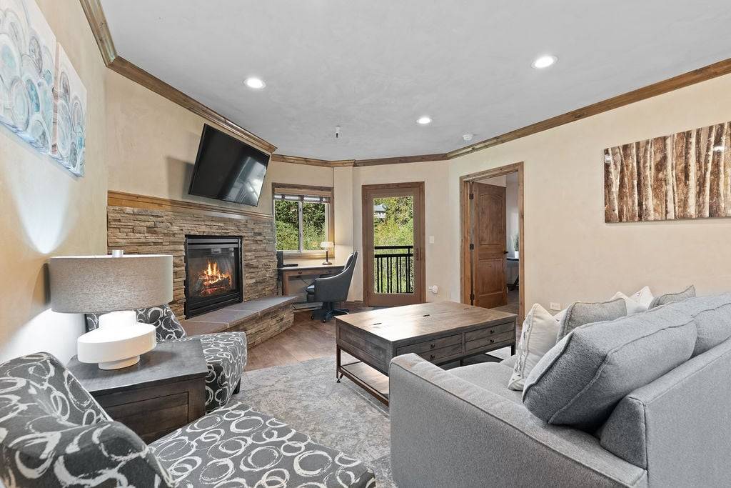 Living Room, Village at Breckenridge Chateaux 1023, Breckenridge Vacation Rental Living Room, Village at Breckenridge Chateaux 1023, Breckenridge Vacation Rental