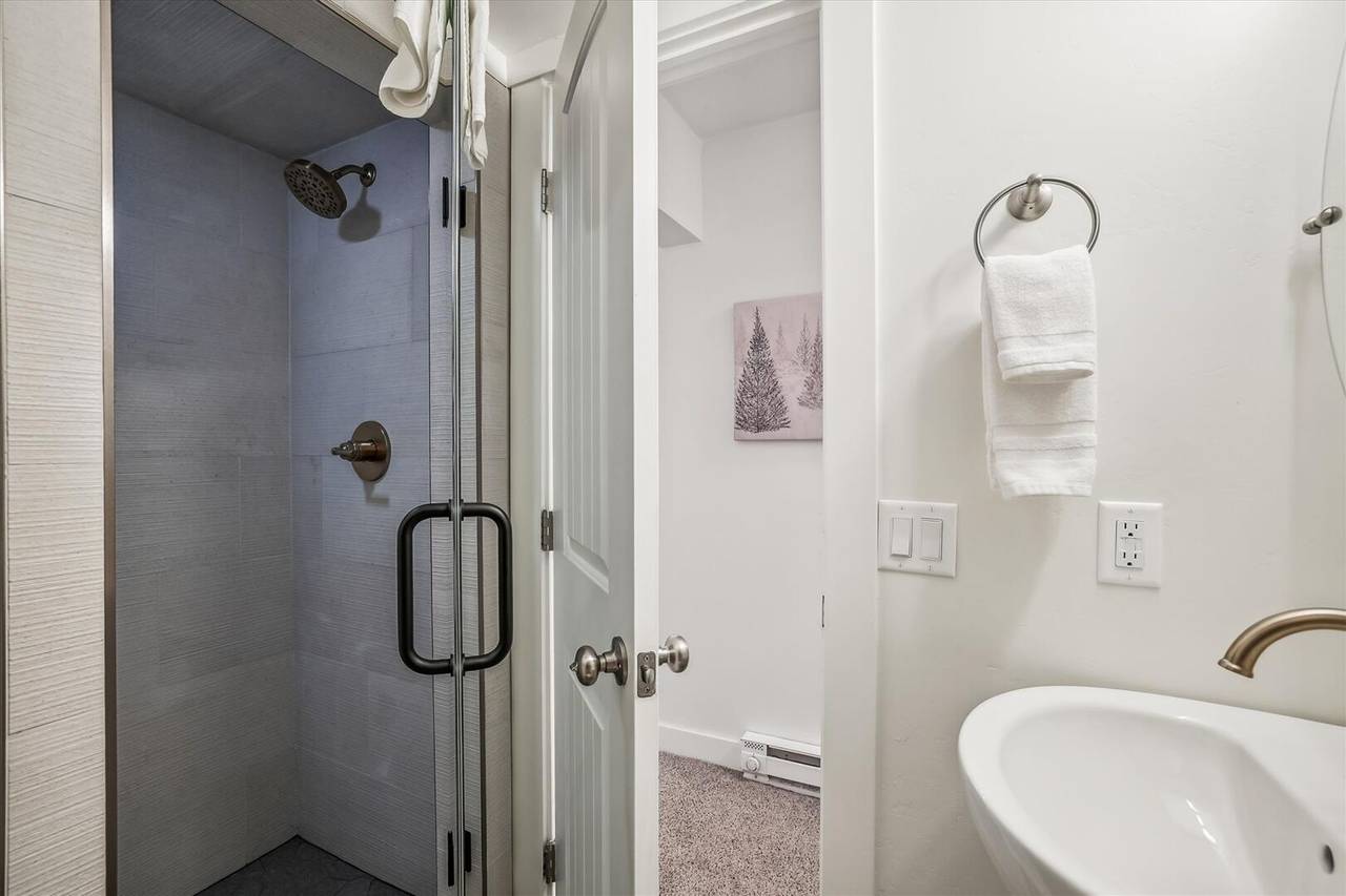 Bathroom - Sundowner II 201 - Breckenridge Vacation Rental Bathroom - Sundowner II 201 - Breckenridge Vacation Rental