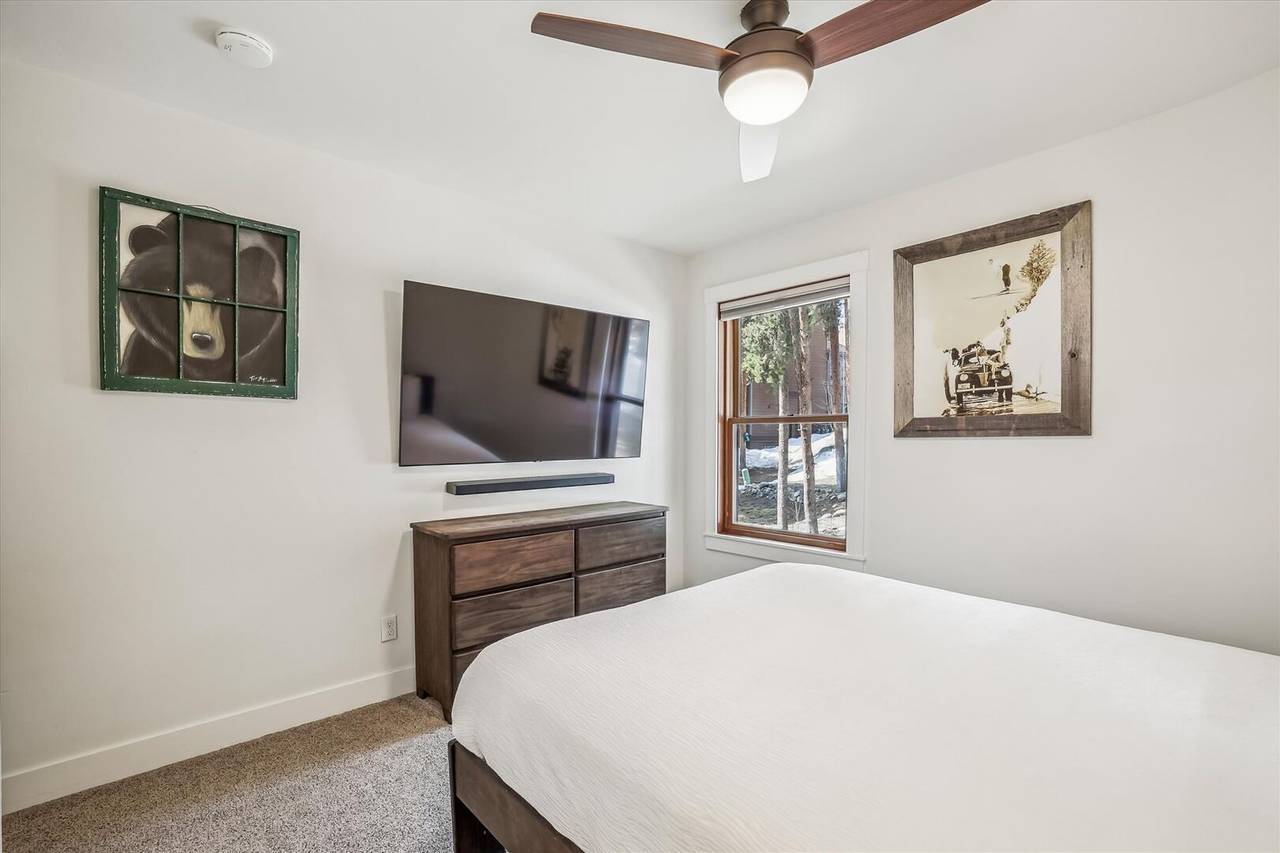 Bedroom - Sundowner II 201 - Breckenridge Vacation Rental Bedroom - Sundowner II 201 - Breckenridge Vacation Rental