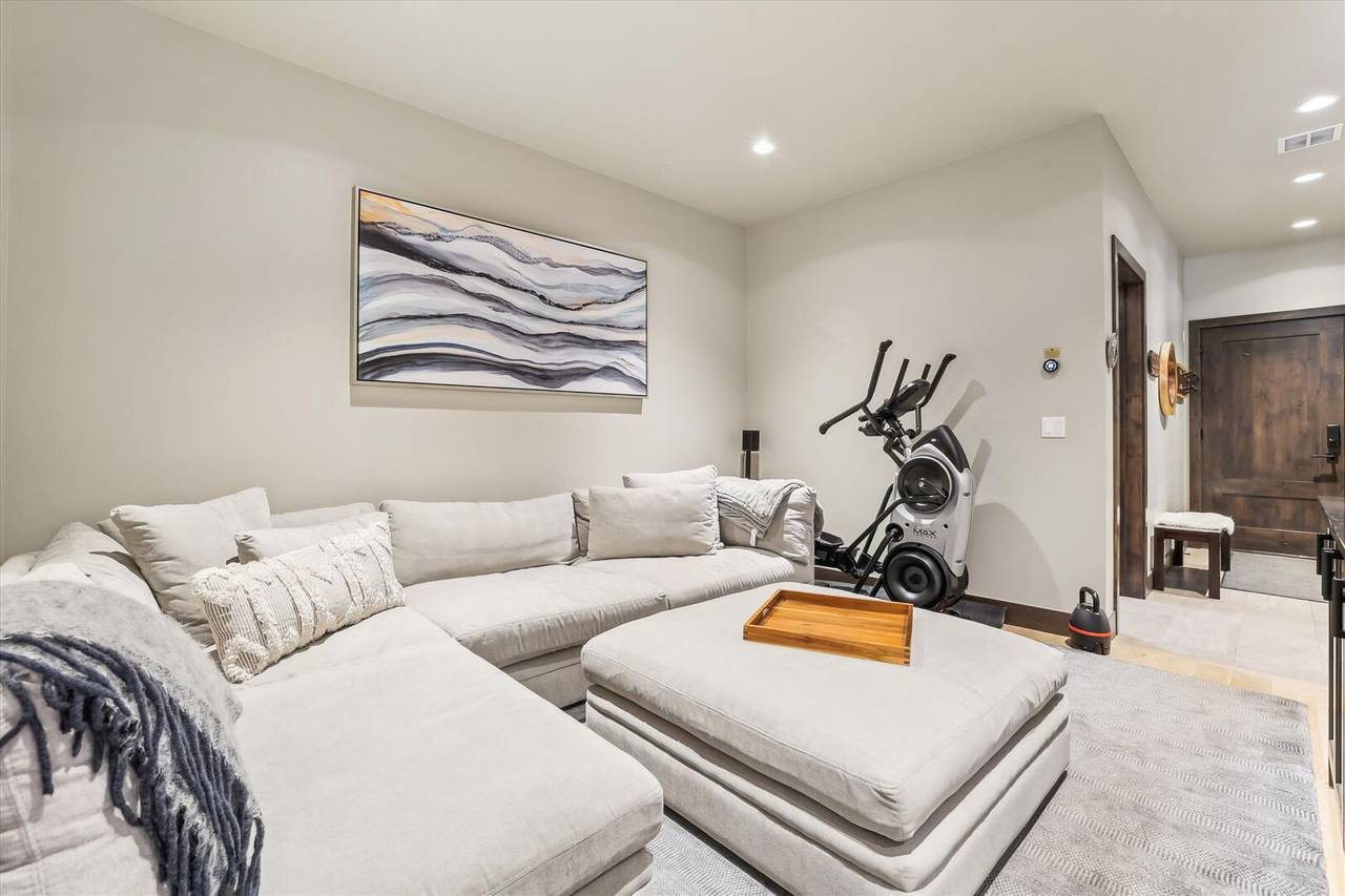 Downstairs Living Area - Chateau Breck - Breckenridge Vacation Rental Downstairs Living Area - Chateau Breck - Breckenridge Vacation Rental