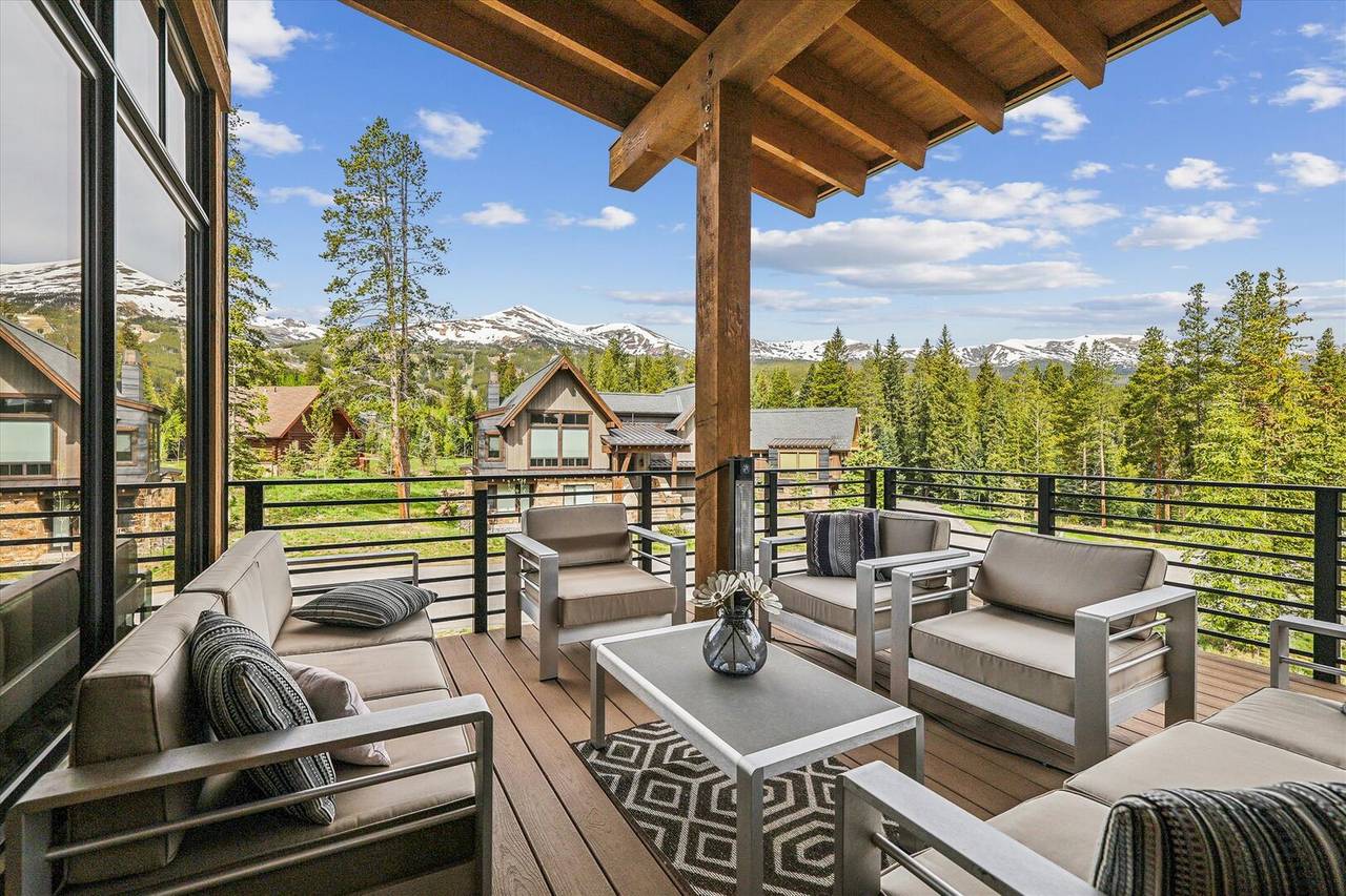 Deck - Chateau Breck - Breckenridge Vacation Rental Deck - Chateau Breck - Breckenridge Vacation Rental