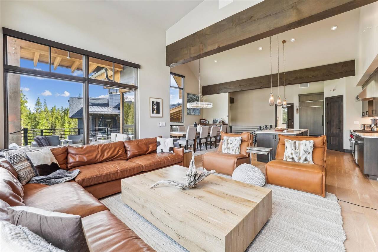 Living Area - Chateau Breck - Breckenridge Vacation Rental Living Area - Chateau Breck - Breckenridge Vacation Rental