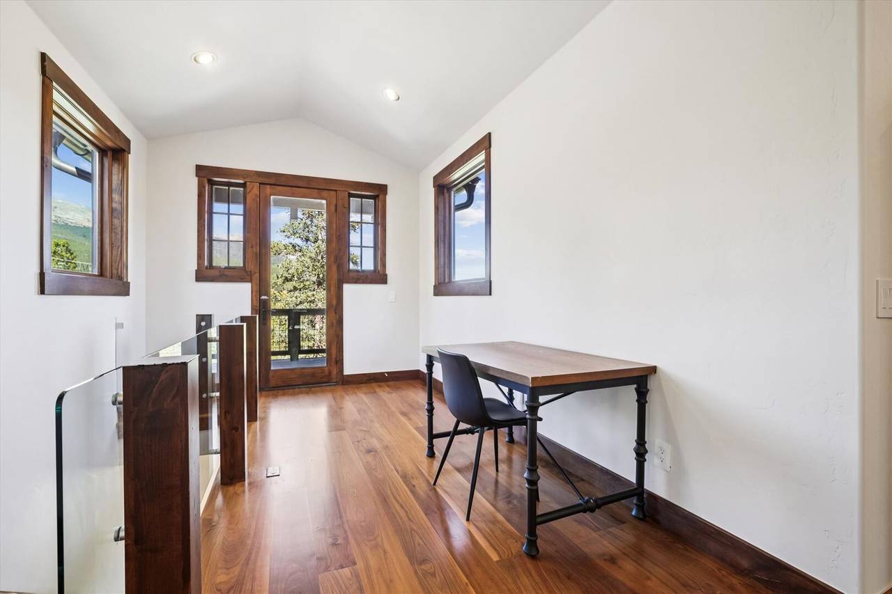 Desk - Elevated Escape - Breckenridge Vacation Rental Desk - Elevated Escape - Breckenridge Vacation Rental