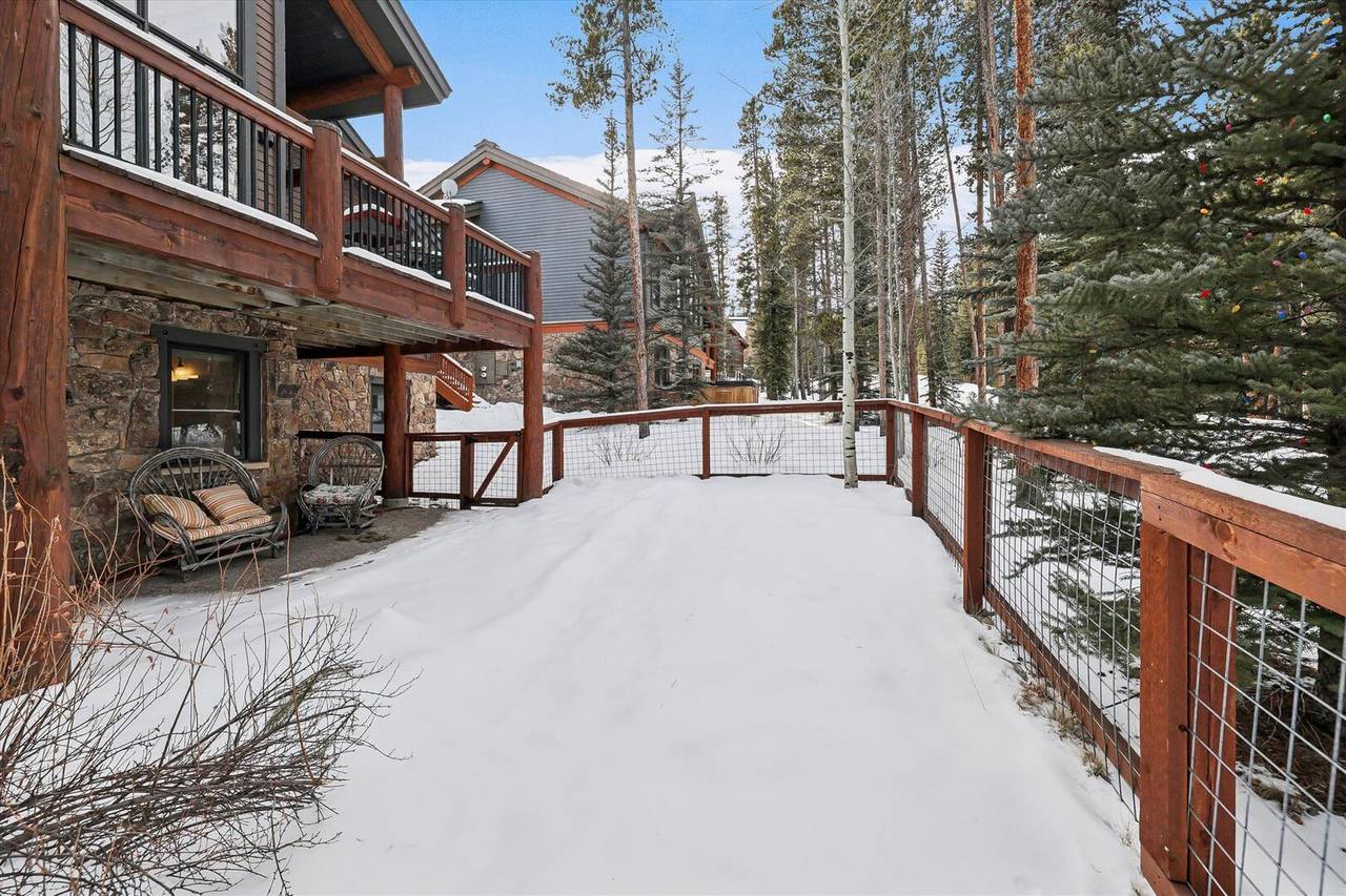 Exterior - Ski Inn - Breckenridge Vacation Rental Exterior - Ski Inn - Breckenridge Vacation Rental