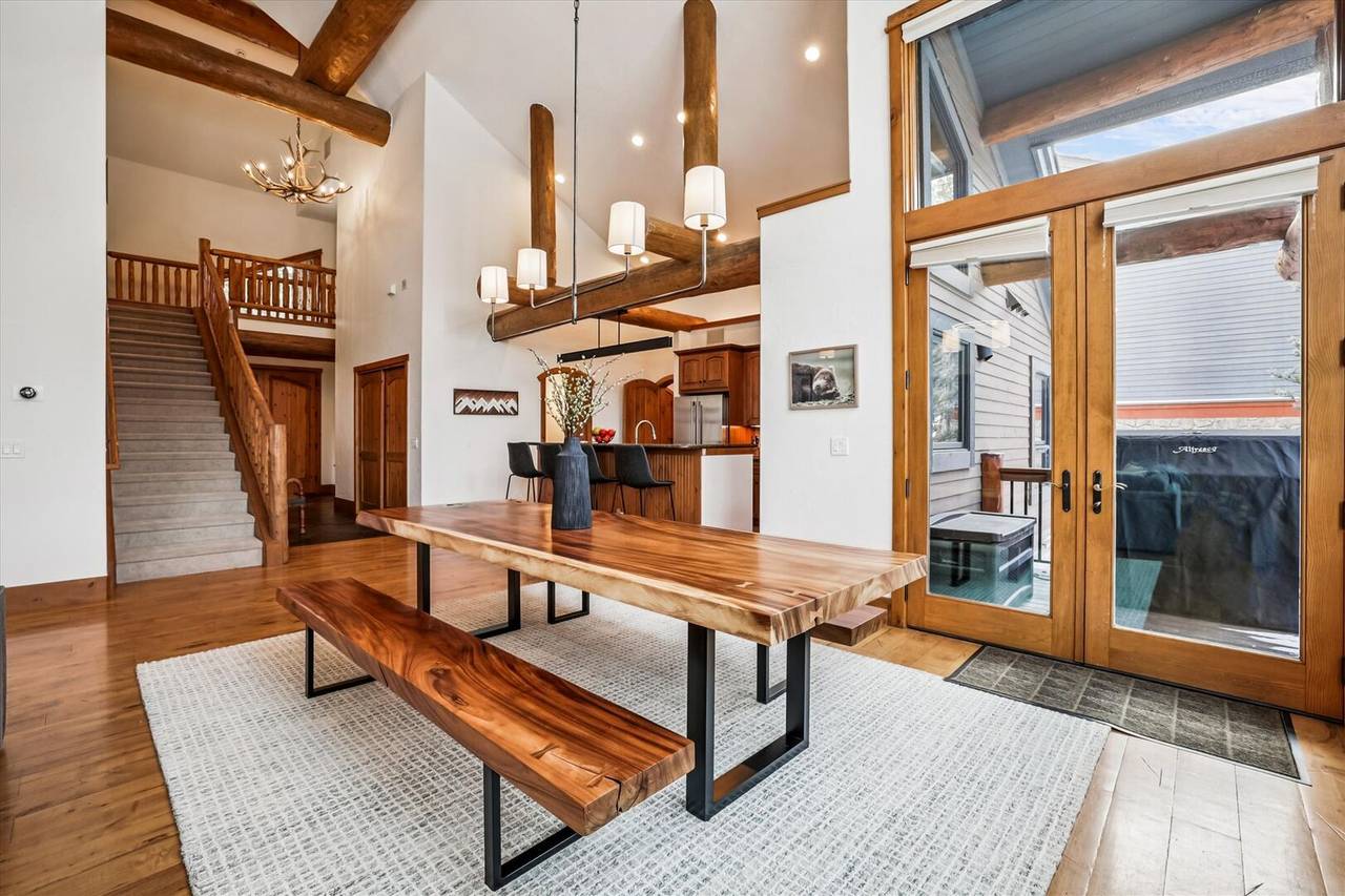 Dining Area - Ski Inn - Breckenridge Vacation Rental Dining Area - Ski Inn - Breckenridge Vacation Rental