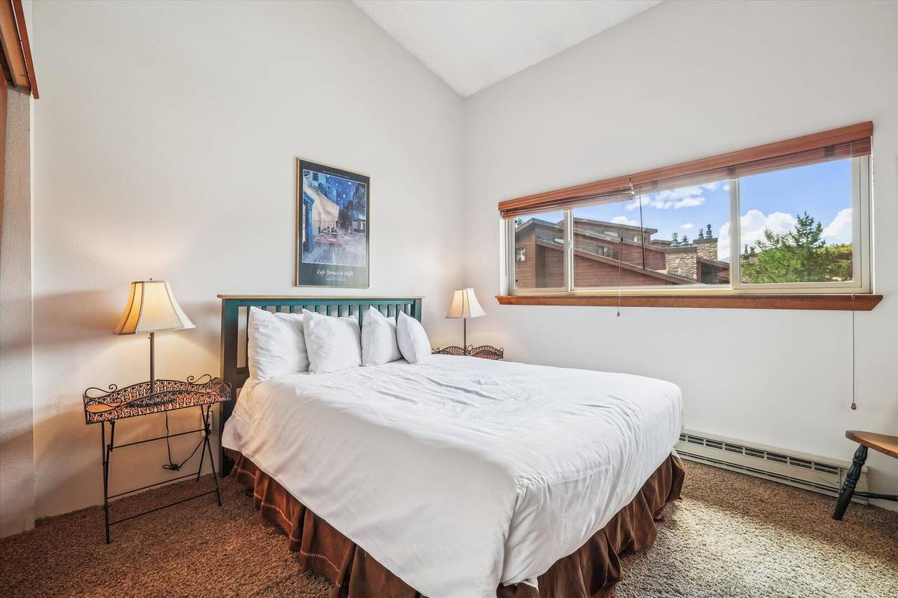 Bedroom - Pine Ridge 11E - Breckenridge Vacation Rental Bedroom - Pine Ridge 11E - Breckenridge Vacation Rental