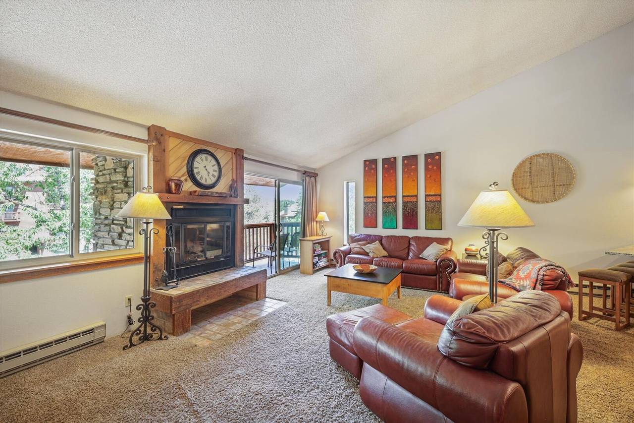 Living Room - Pine Ridge 11E - Breckenridge Vacation Rental Living Room - Pine Ridge 11E - Breckenridge Vacation Rental