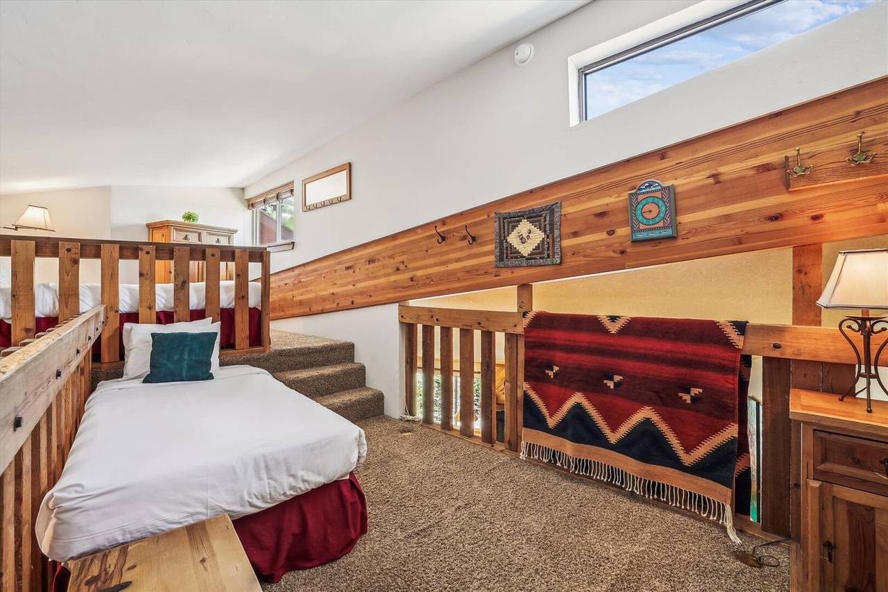 Loft - Pine Ridge 11E - Breckenridge Vacation Rental Loft - Pine Ridge 11E - Breckenridge Vacation Rental